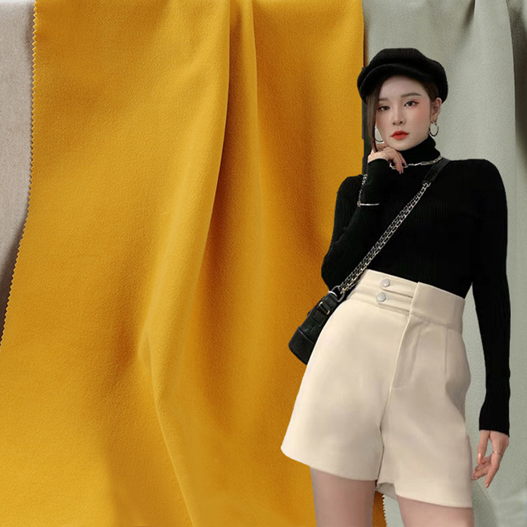 シャツ生地の中厚手のウール生地が高品質の衣服にとって賢明な選択であるのはなぜですか?